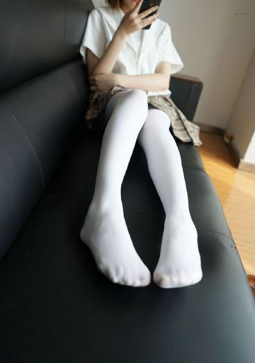 女性瑜伽做私密按摩_720在线观看