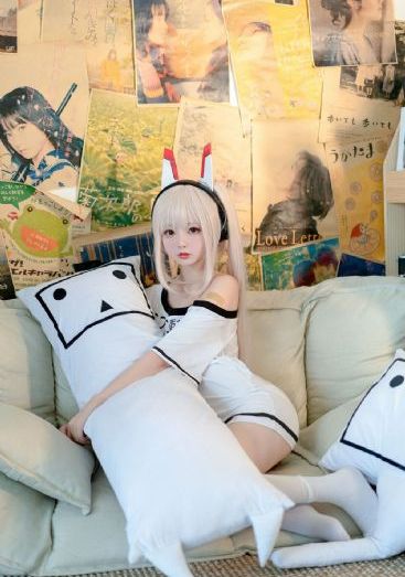一层一层剥开她的衣服_蓝光全集在线观看