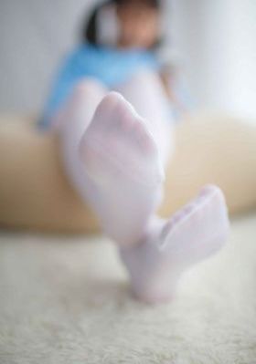 两个人24小时免费视频_BD韩语超清免费观看