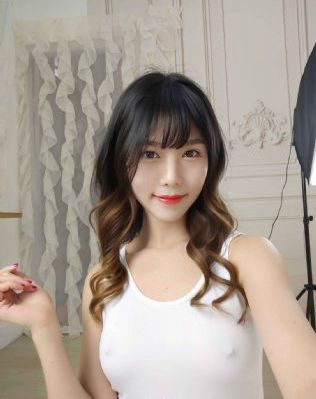 亚洲黄色小视频_免费在线观看