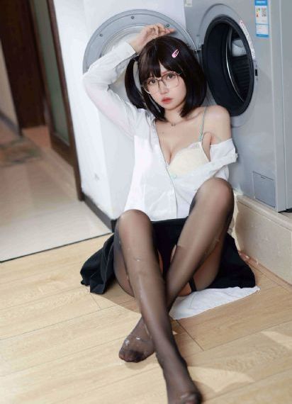 吃奶摸下视频激烈视频app_BD英语免费观看
