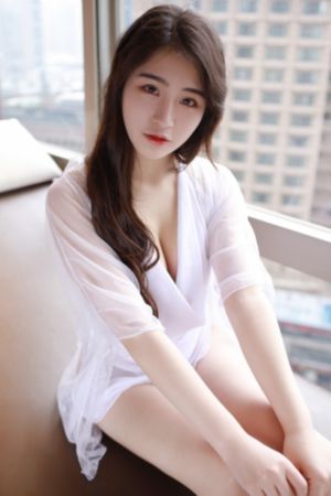 大胸丰满老师HD_高清点播免费观看最新