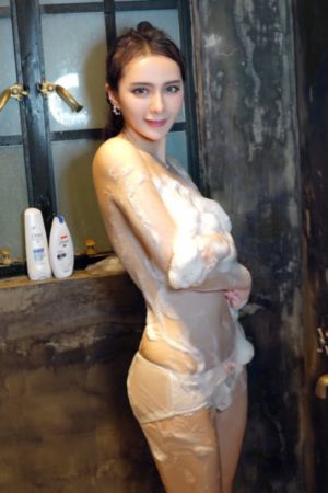 午夜精品无码人妻蜜桃臀白嫩胸_BD国语超清在线观看