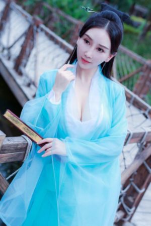 强行扒开双腿玩弄漫画_国产剧高清电影在线