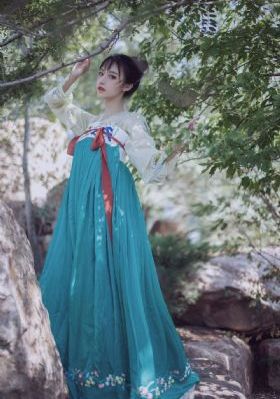 免费在线观看毛片av_HD免费全集观看
