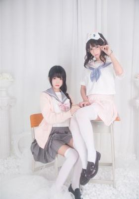 草莓香蕉榴莲丝瓜绿巨人_BD韩语在线观看完整版